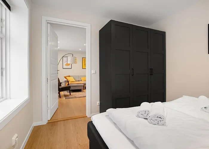 Homelike And Cozy Close To Centre *